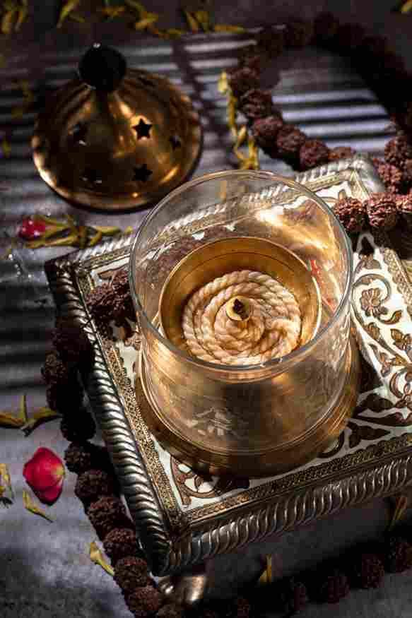 Close-up of Swaha White Cotton Jyot Wick