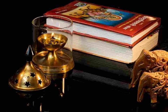 Close-up of Swaha White Cotton Jyot Wick