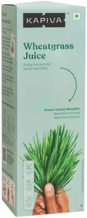 Fresh wheatgrass shots and juicing process